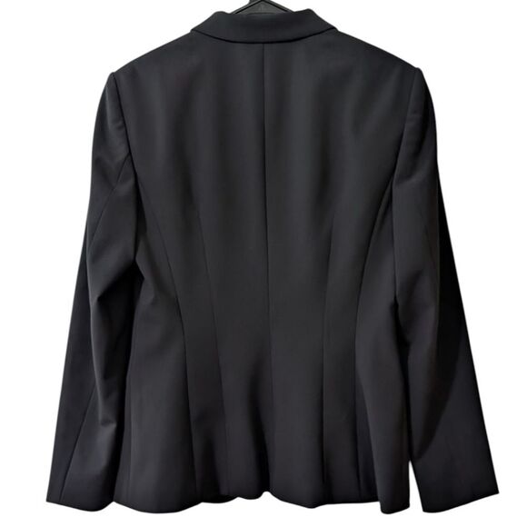HUGO BOSS Julea Black Two Button Blazer - Women's US 4 - Picture 2 of 8